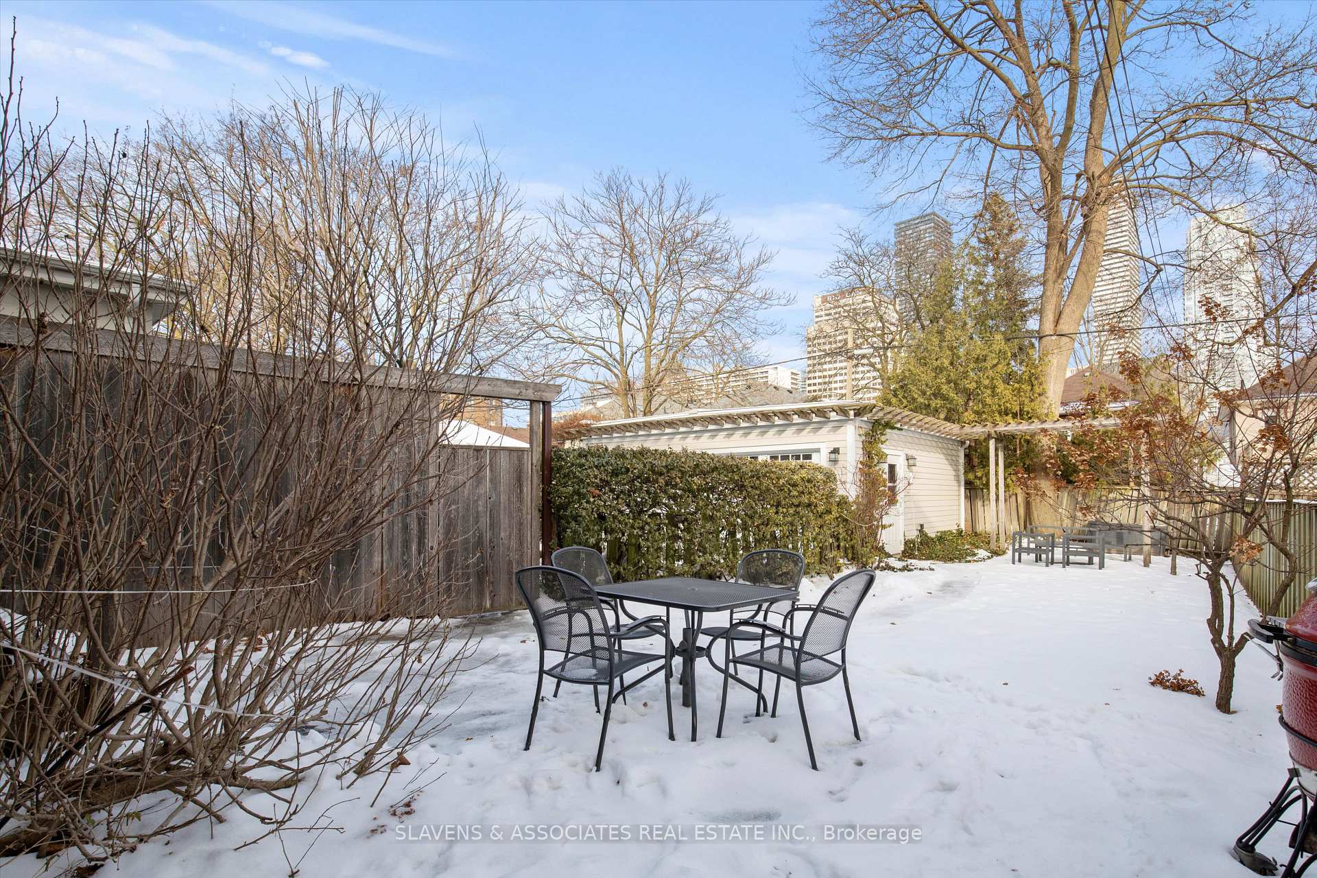 Photo 24 of 151 Lascelles Boulevard, Toronto, Yonge-Eglinton — HOMEH