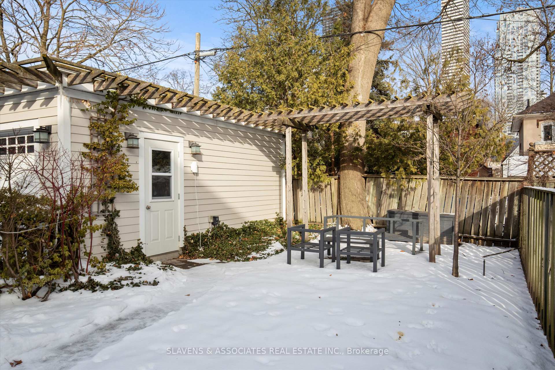 Photo 27 of 151 Lascelles Boulevard, Toronto, Yonge-Eglinton — HOMEH