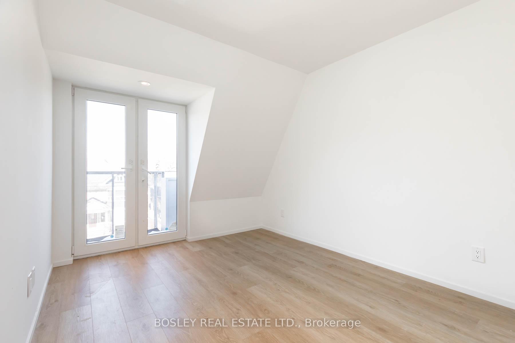 Photo 4 of Unit Suite 4, 2165A Gerrard Street E, Toronto, East End-Danforth — HOMEH