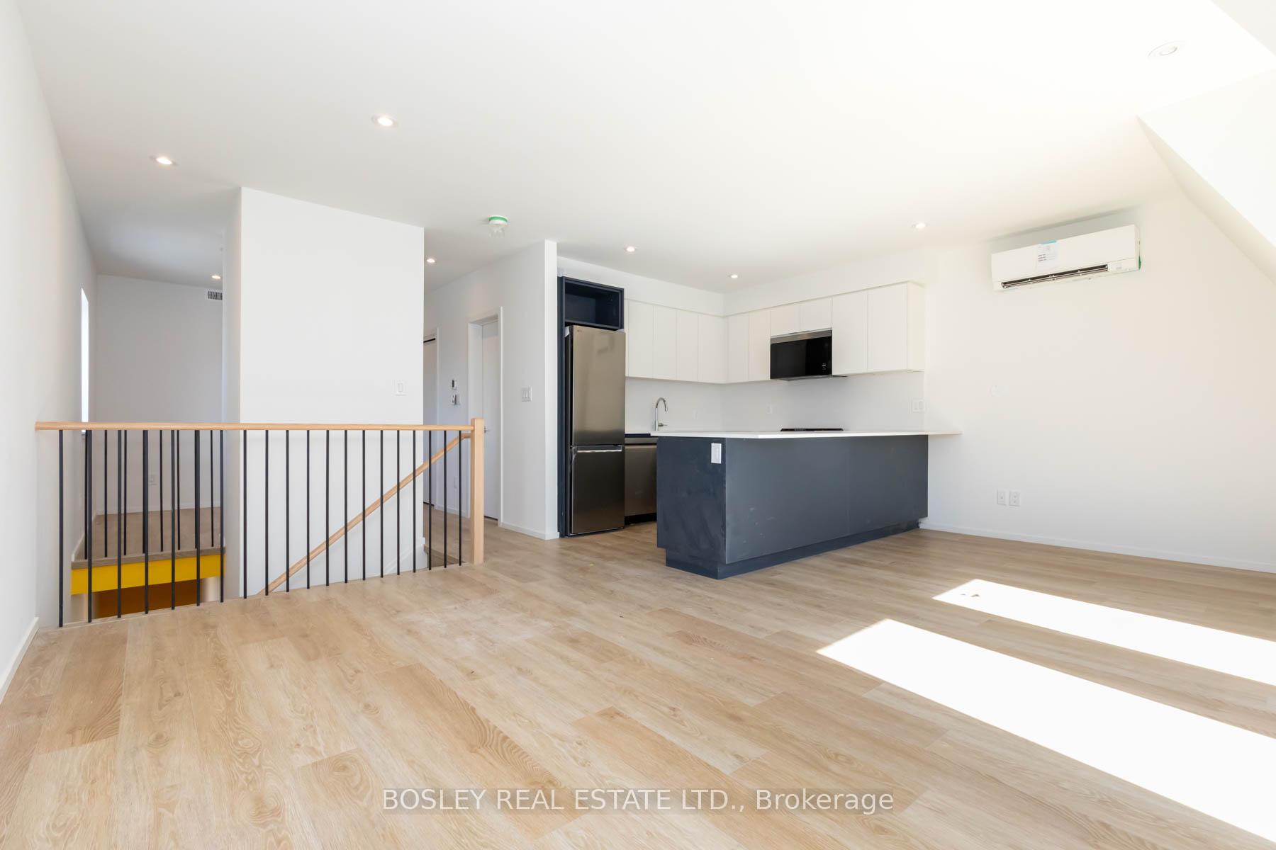 Photo 5 of Unit Suite 4, 2165A Gerrard Street E, Toronto, East End-Danforth — HOMEH