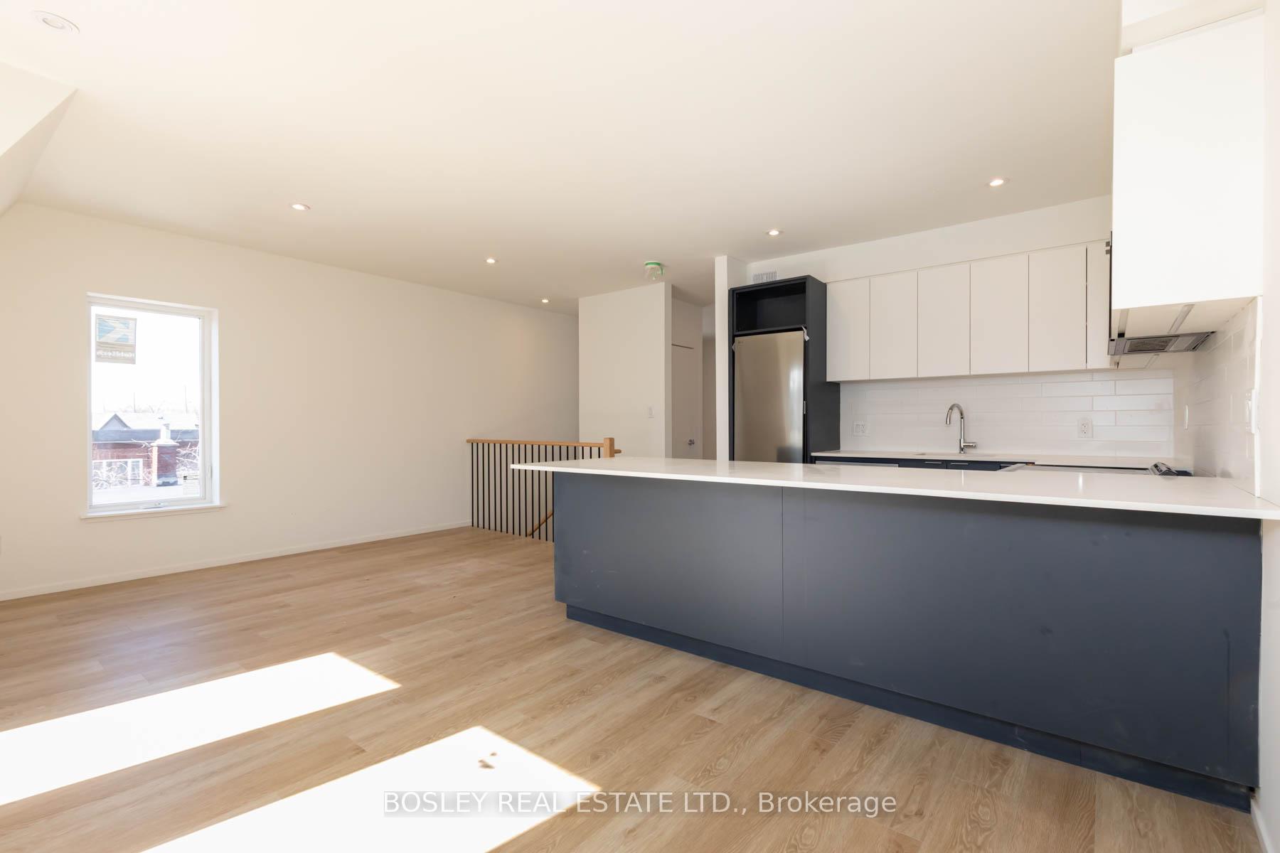 Photo 6 of Unit Suite 4, 2165A Gerrard Street E, Toronto, East End-Danforth — HOMEH