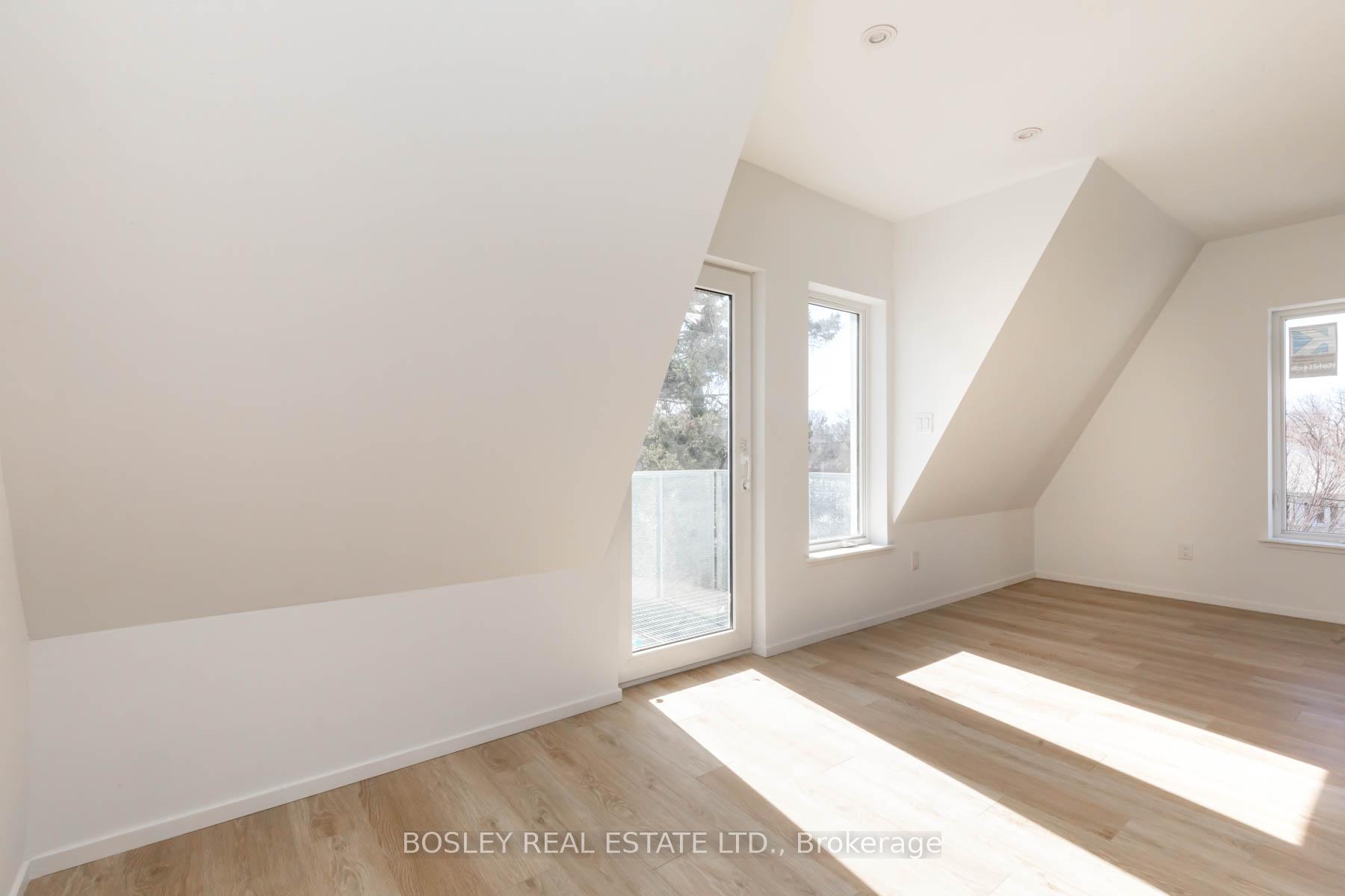 Photo 7 of Unit Suite 4, 2165A Gerrard Street E, Toronto, East End-Danforth — HOMEH