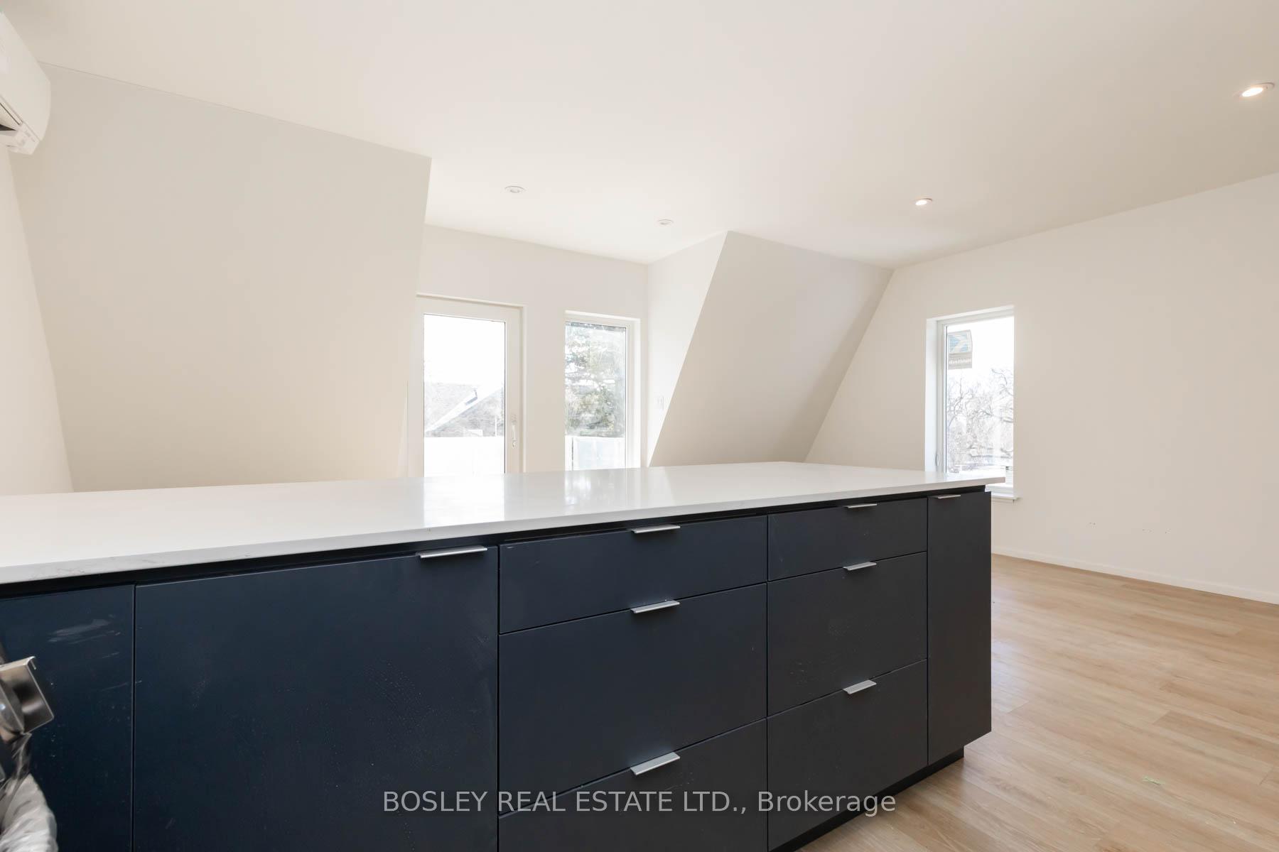 Photo 12 of Unit Suite 4, 2165A Gerrard Street E, Toronto, East End-Danforth — HOMEH