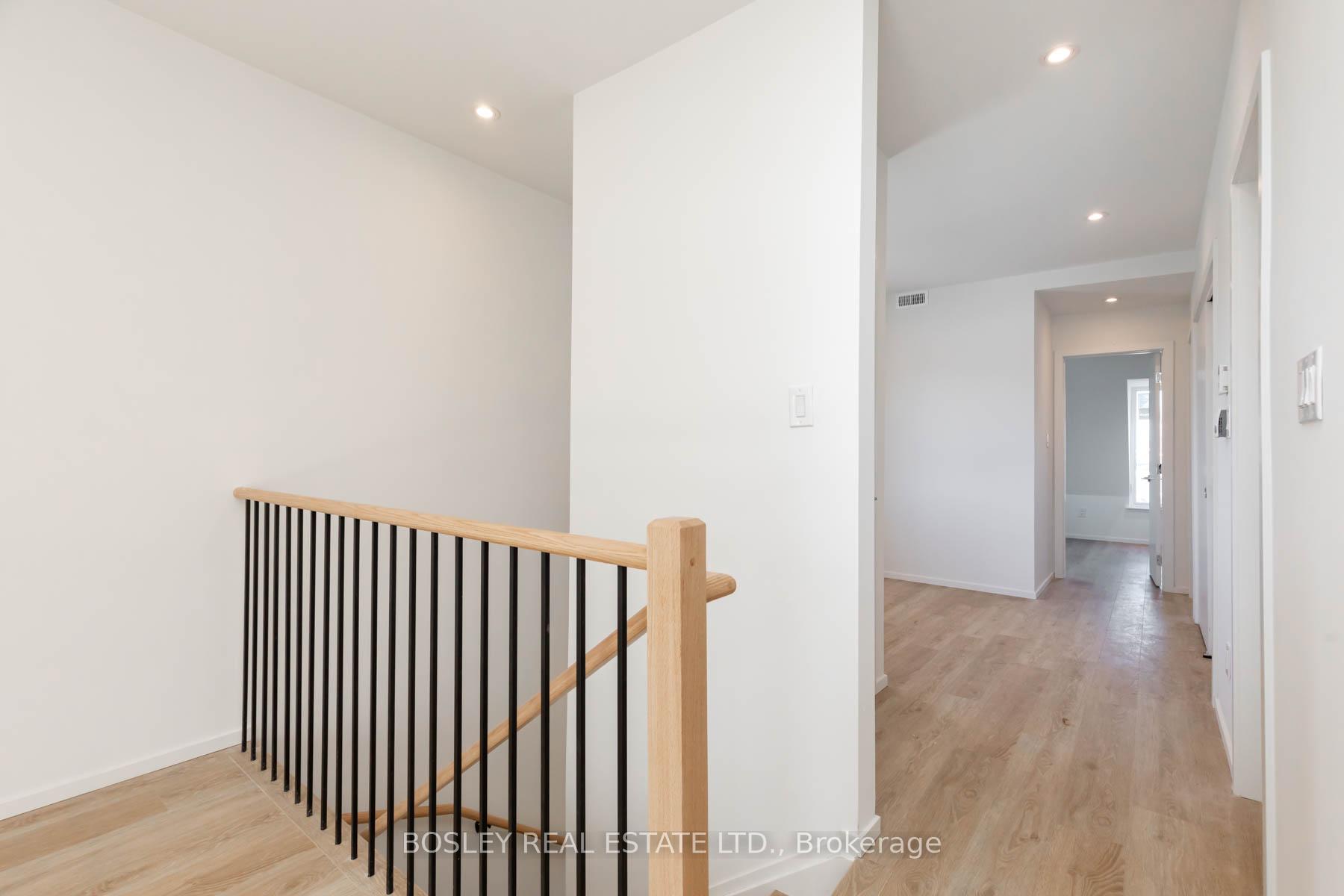 Photo 14 of Unit Suite 4, 2165A Gerrard Street E, Toronto, East End-Danforth — HOMEH