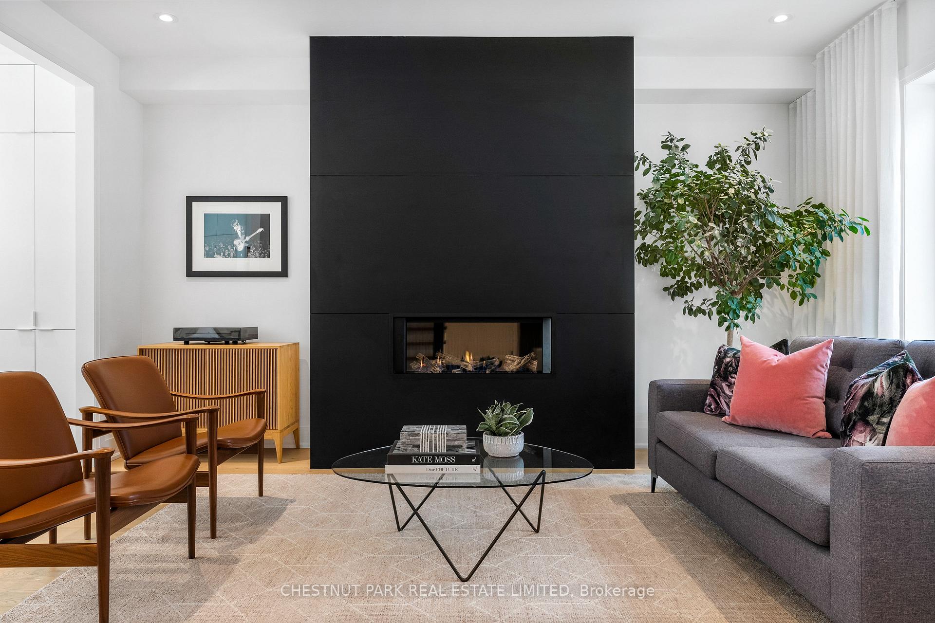 Photo 2 of 189 Havelock Street, Toronto, Dufferin Grove — HOMEH