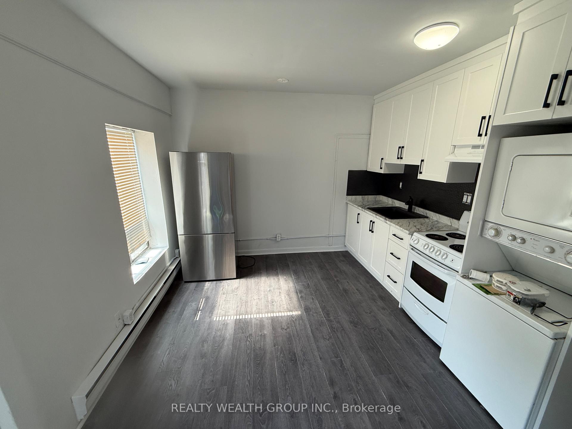 Photo 7 of Unit Unit E, 185 Eglinton Avenue, Toronto, Yonge-Eglinton — HOMEH