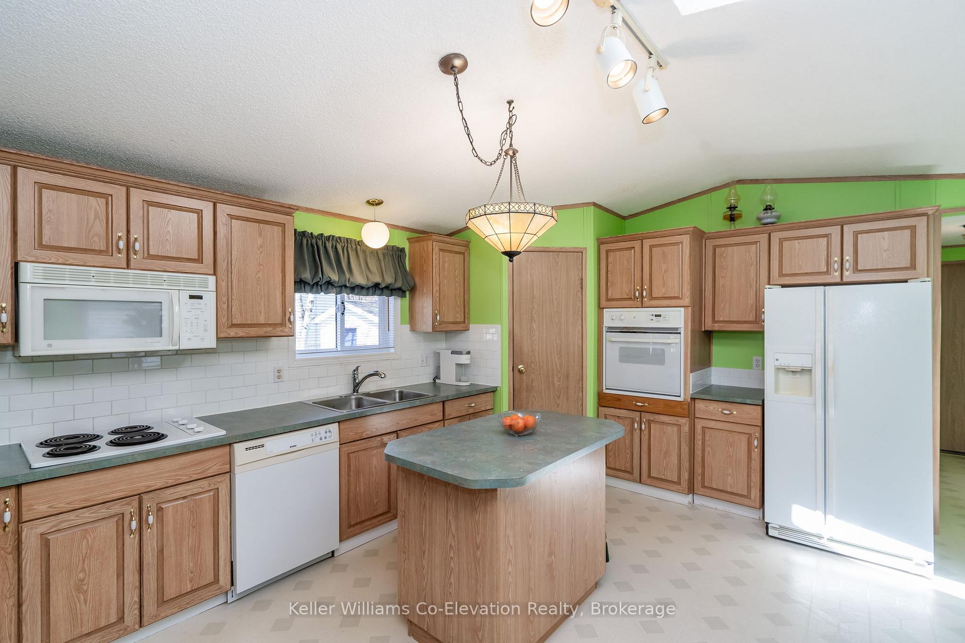 Photo 8 of Unit 3, 5411 Elliott Side Road, Tay, Rural Tay — HOMEH