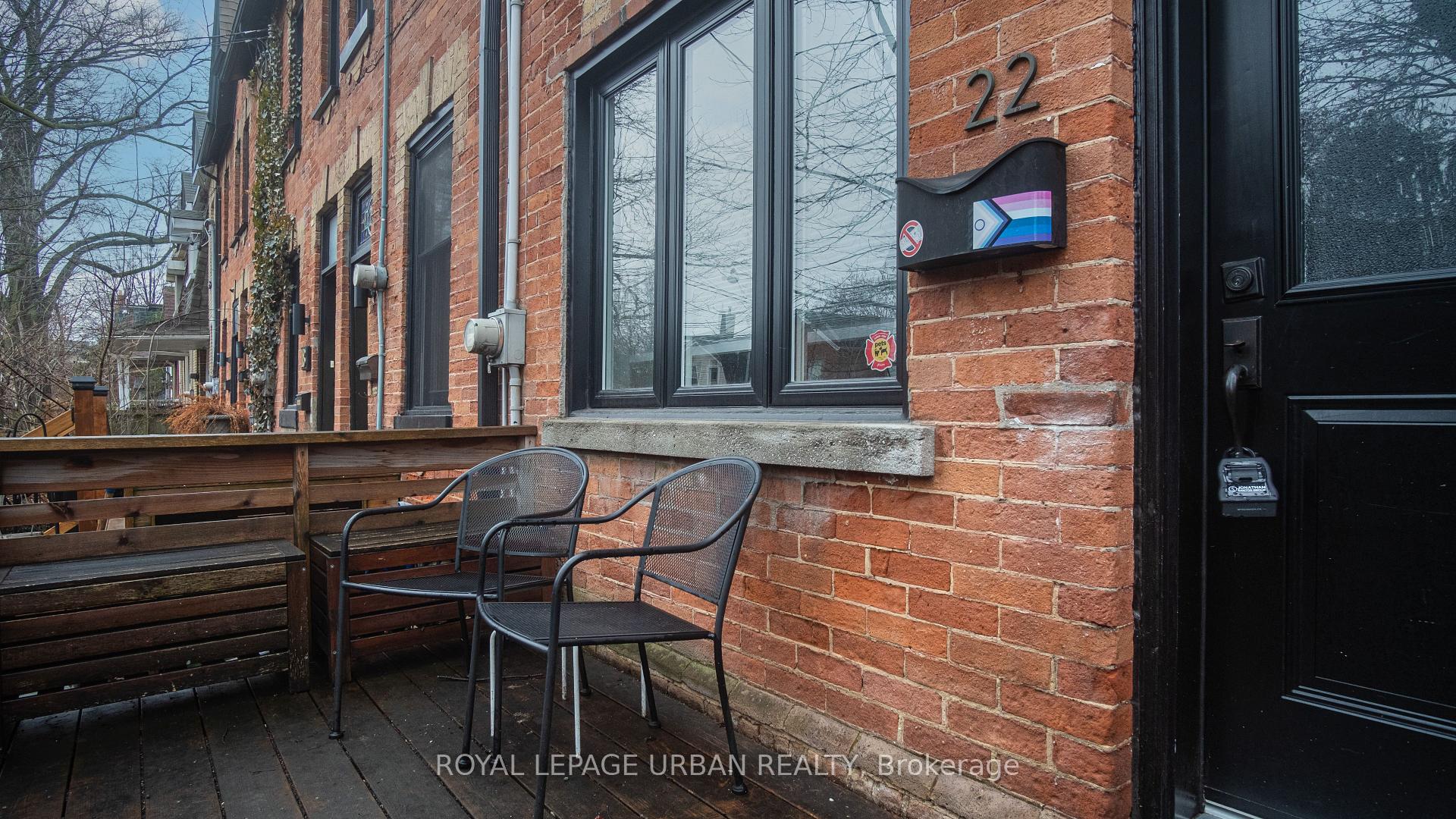 Photo 4 of 22 Blong Avenue, Toronto, South Riverdale — HOMEH