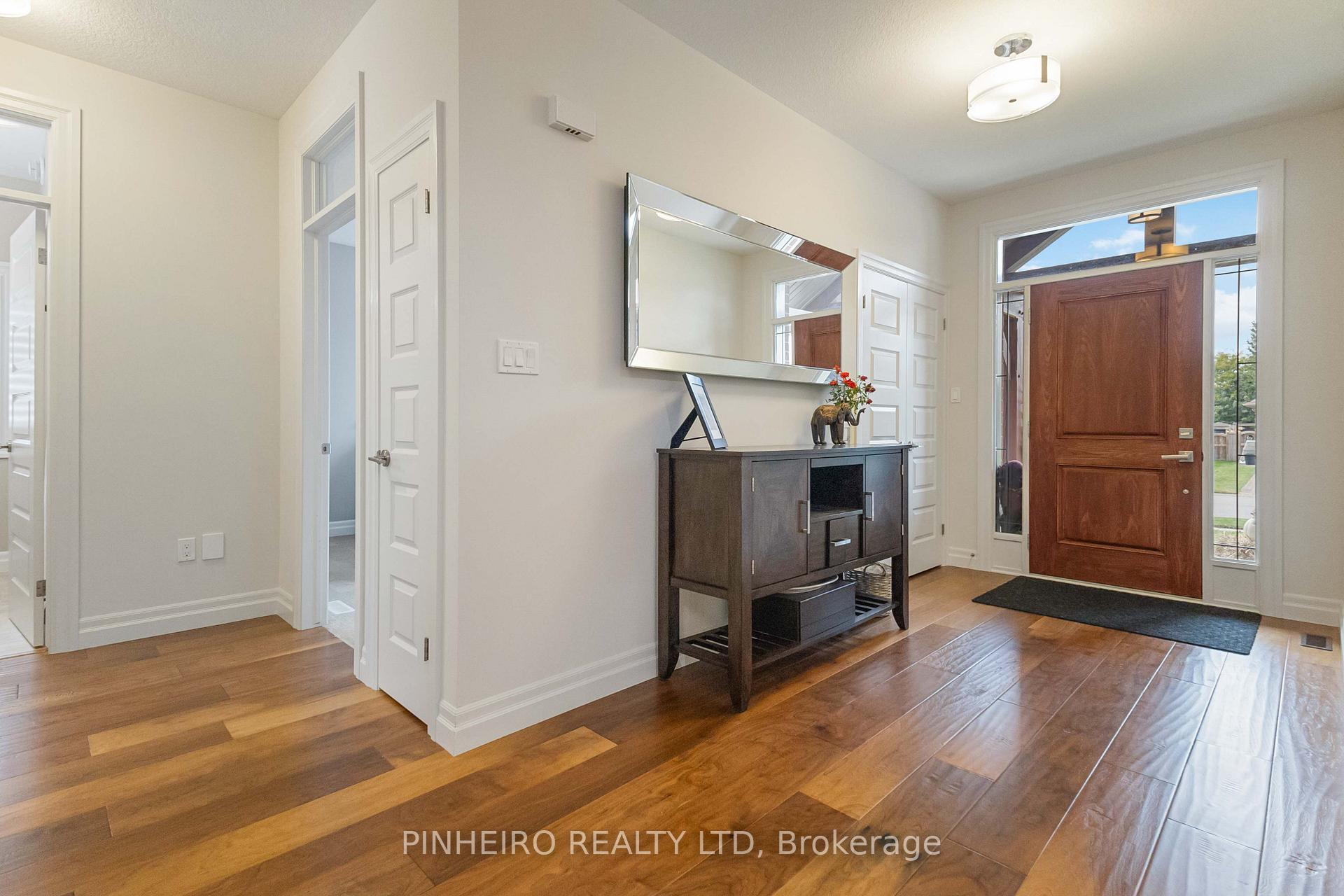 Photo 2 of 7 Riness Drive, Thames Centre, Dorchester — HOMEH