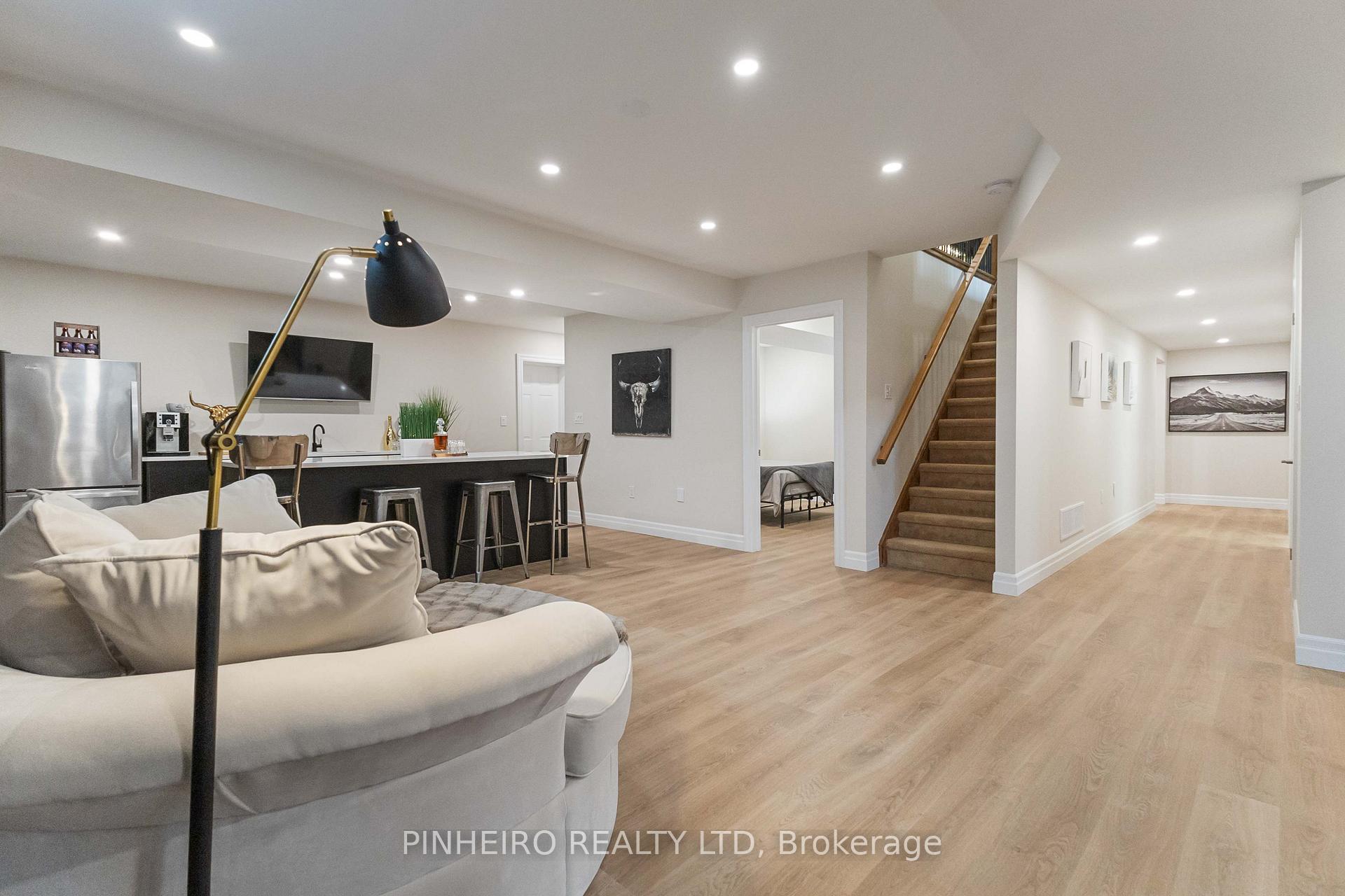 Photo 19 of 7 Riness Drive, Thames Centre, Dorchester — HOMEH