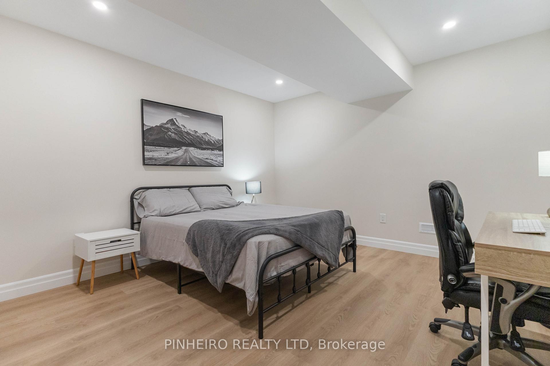 Photo 23 of 7 Riness Drive, Thames Centre, Dorchester — HOMEH
