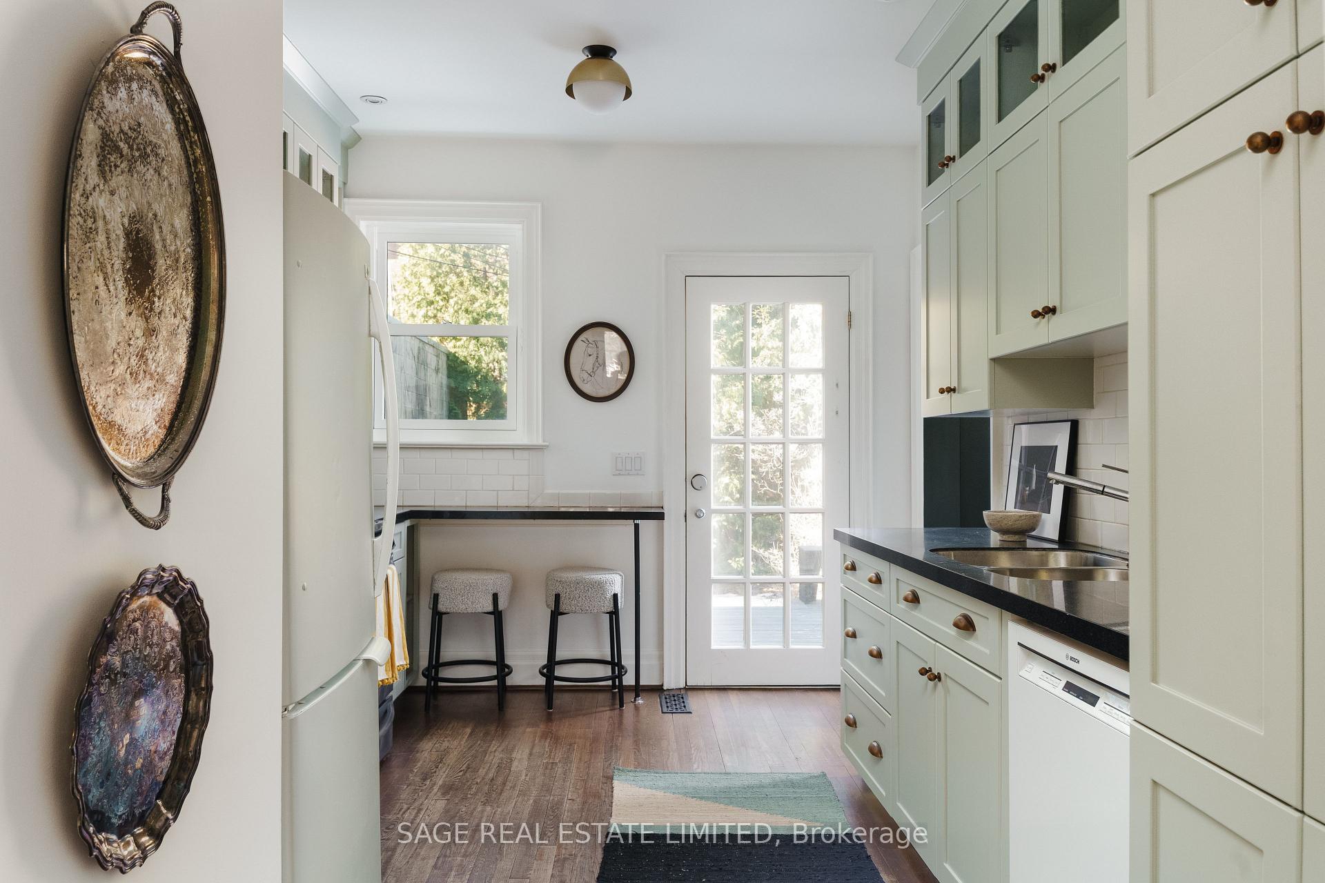 Photo 9 of 258 Crawford Street, Toronto, Trinity-Bellwoods — HOMEH
