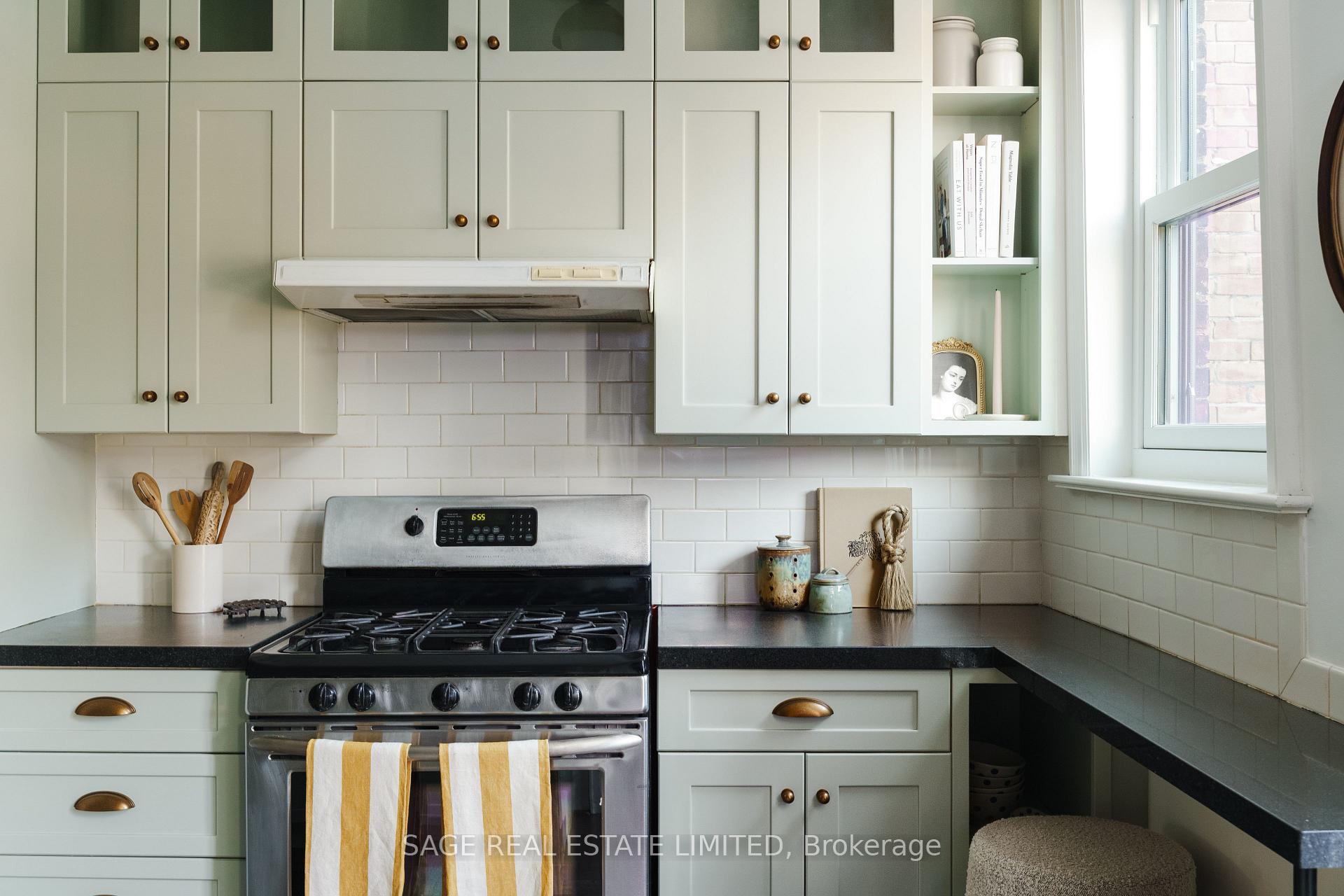 Photo 12 of 258 Crawford Street, Toronto, Trinity-Bellwoods — HOMEH