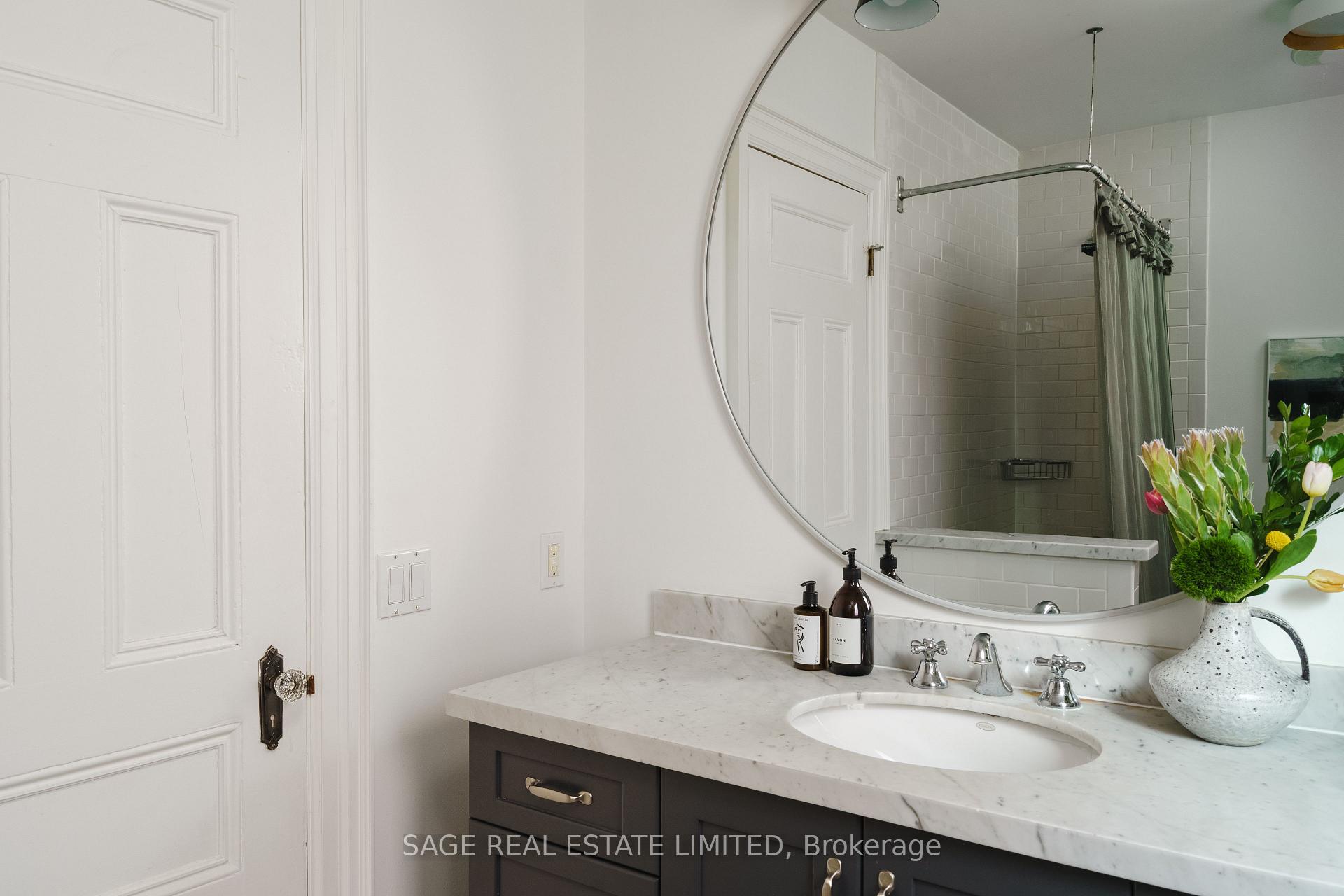 Photo 23 of 258 Crawford Street, Toronto, Trinity-Bellwoods — HOMEH