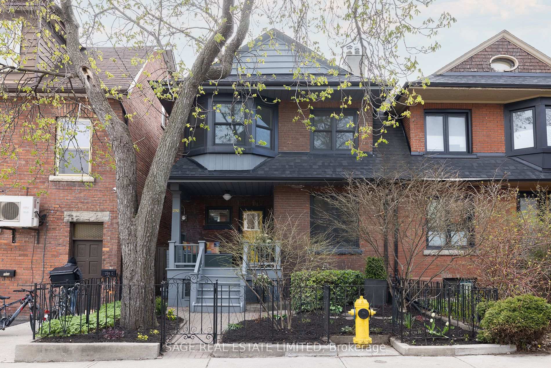 Photo 35 of 258 Crawford Street, Toronto, Trinity-Bellwoods — HOMEH