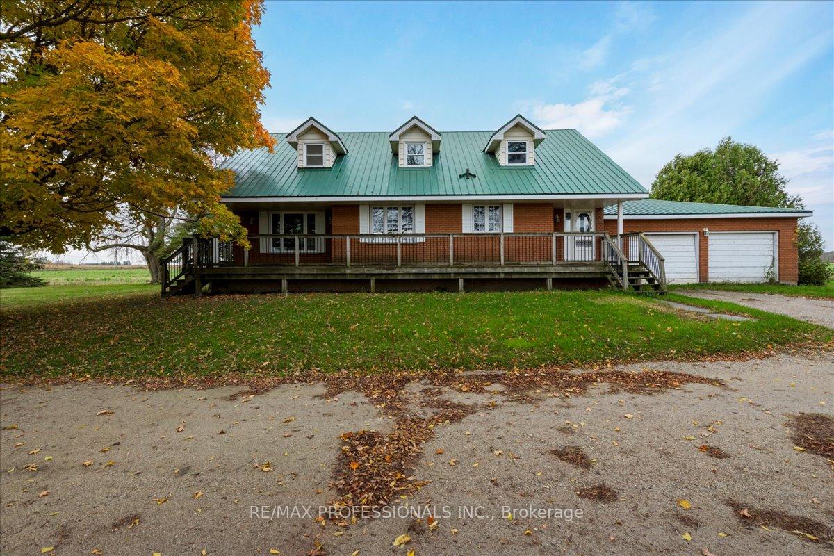 Photo 2 of 100 Tiny Flos Townline, Tiny, Rural Tiny — HOMEH