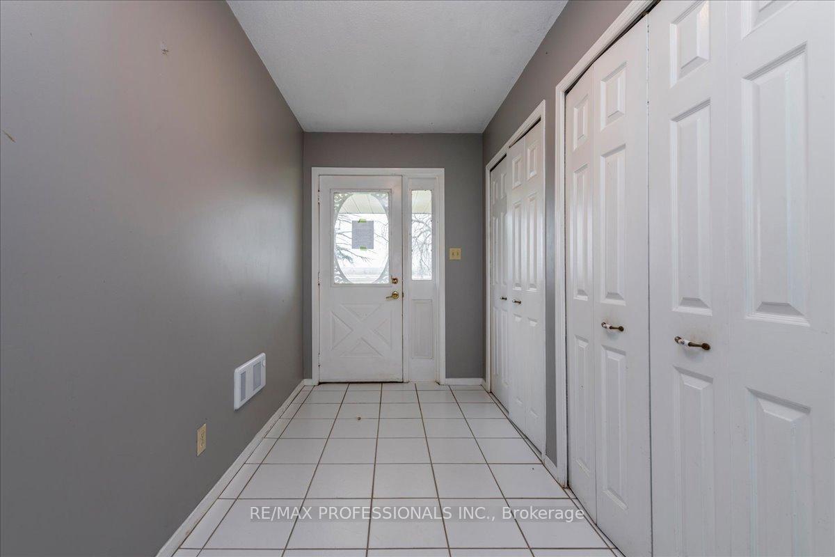 Photo 15 of 100 Tiny Flos Townline, Tiny, Rural Tiny — HOMEH