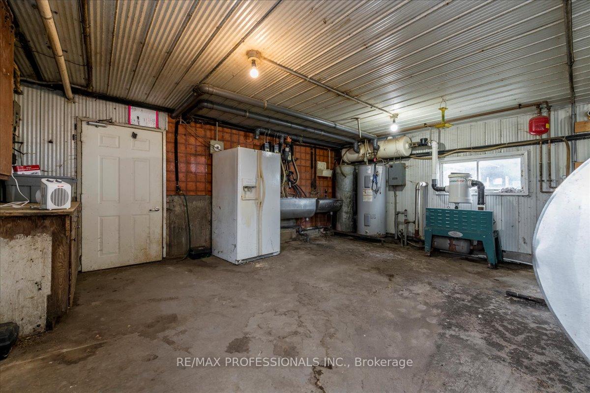 Photo 36 of 100 Tiny Flos Townline, Tiny, Rural Tiny — HOMEH