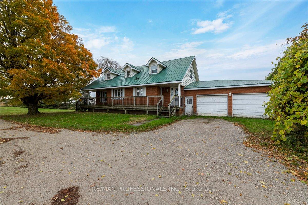 Photo 42 of 100 Tiny Flos Townline, Tiny, Rural Tiny — HOMEH