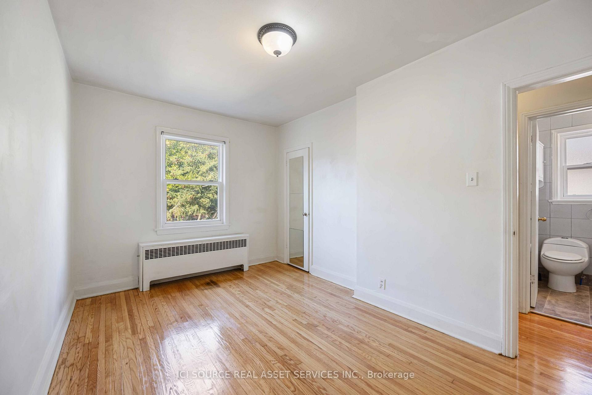 Photo 16 of Unit 3, 112 Eastwood Road, Toronto, Woodbine Corridor — HOMEH
