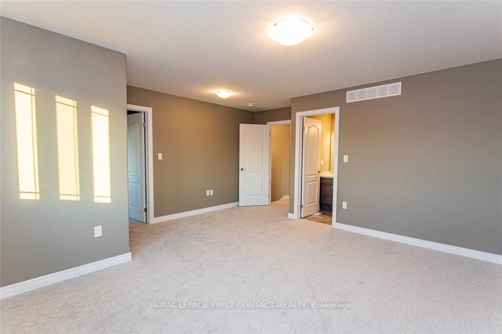 Photo 8 of 5 Bowman Crescent S, Thorold, Hurricane/Merrittville — HOMEH