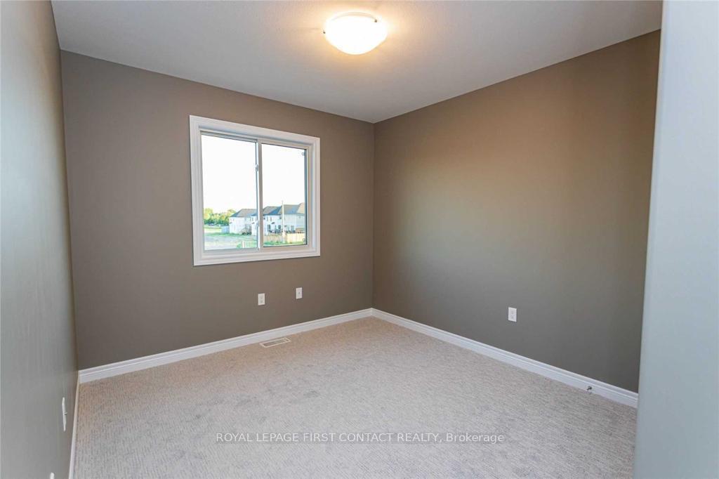 Photo 18 of 5 Bowman Crescent S, Thorold, Hurricane/Merrittville — HOMEH