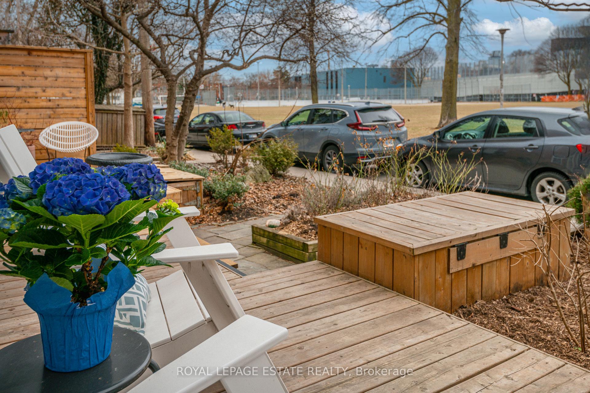 Photo 3 of 263 Booth Avenue, Toronto, South Riverdale — HOMEH