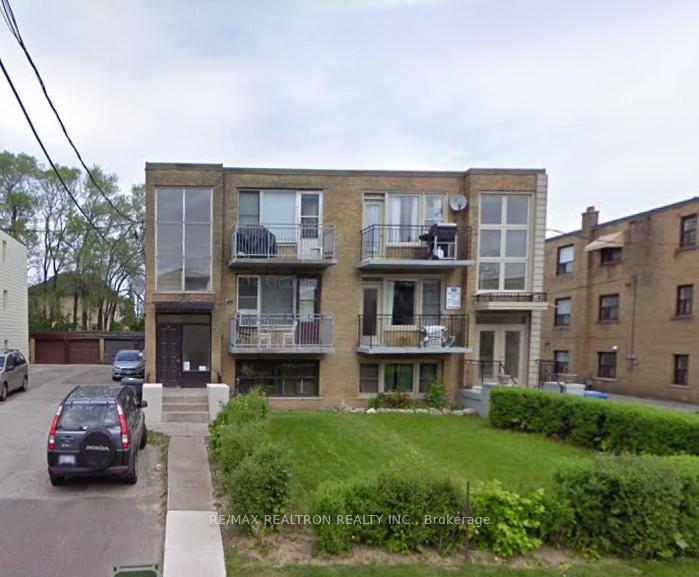 Photo 1 of Unit Unit 1, 20 Meadowbrook Road, Toronto, Englemount-Lawrence — HOMEH