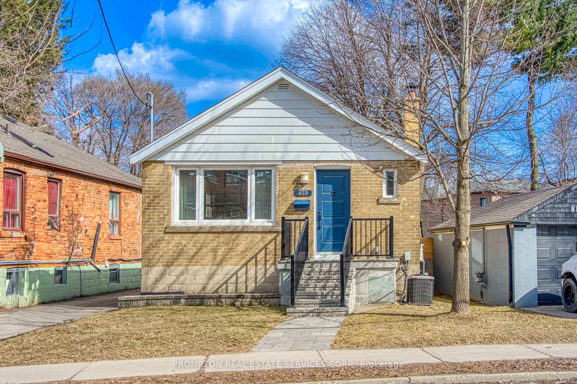 Photo 2 of 459 Dawes Road, Toronto, O'Connor-Parkview — HOMEH