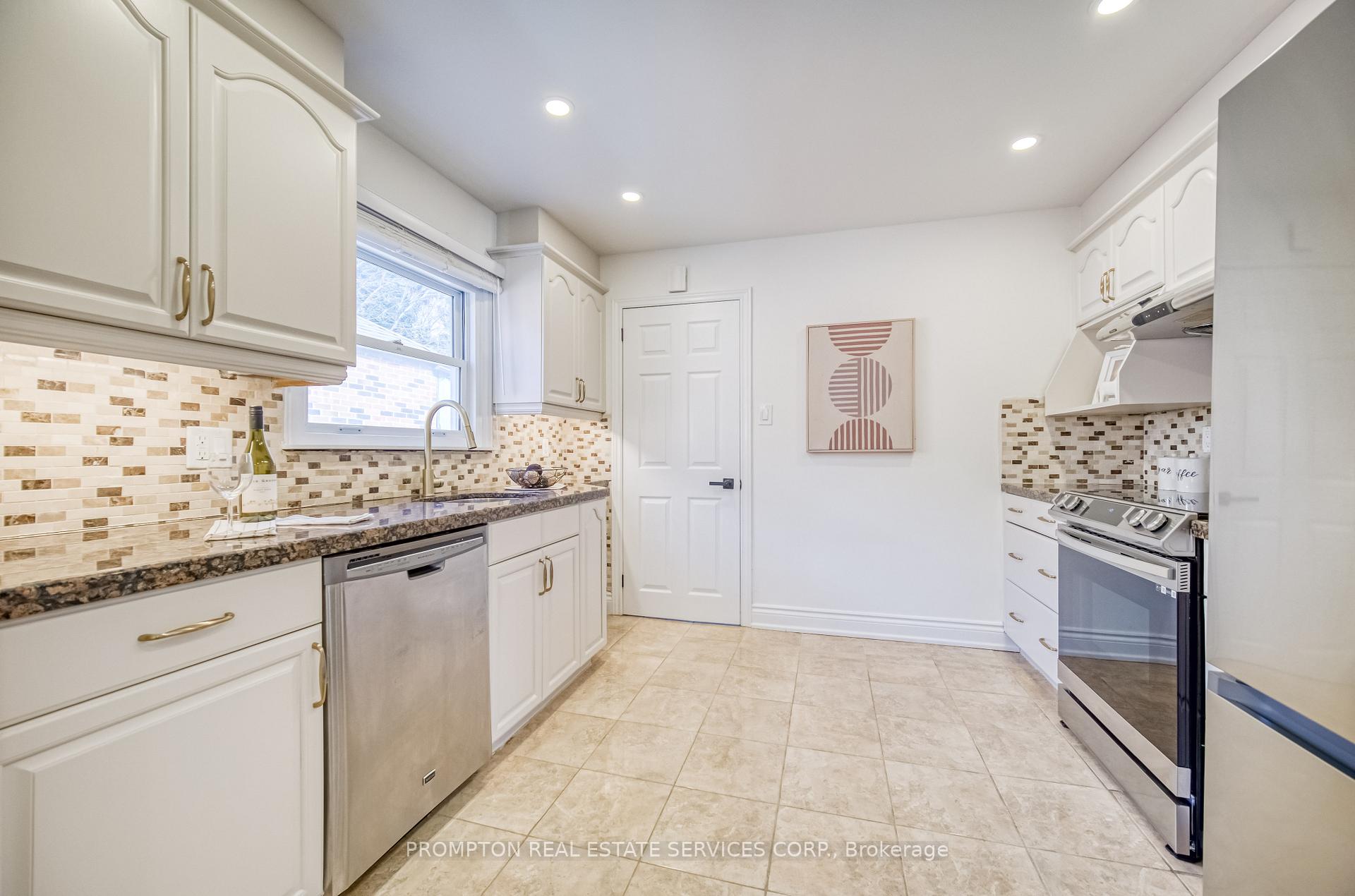 Photo 8 of 459 Dawes Road, Toronto, O'Connor-Parkview — HOMEH