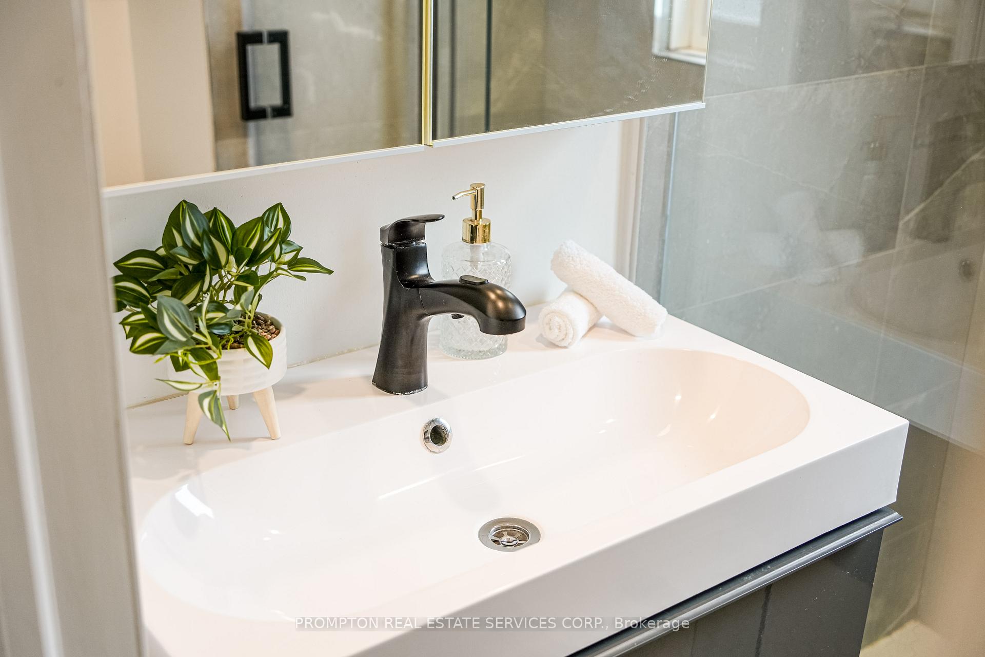 Photo 13 of 459 Dawes Road, Toronto, O'Connor-Parkview — HOMEH