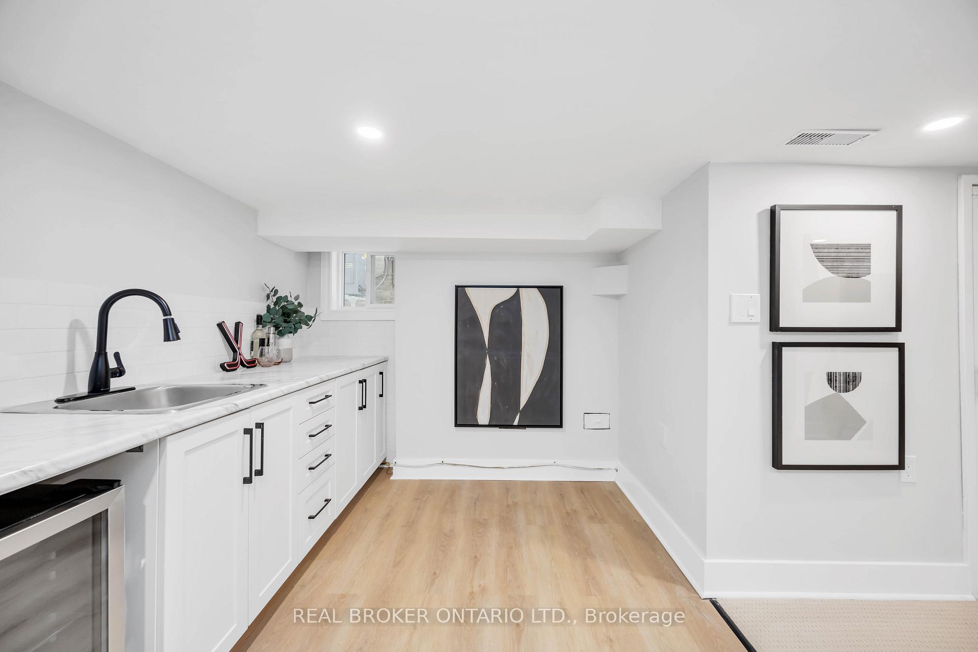 Photo 32 of 34 Earl Haig Avenue, Toronto, Woodbine Corridor — HOMEH