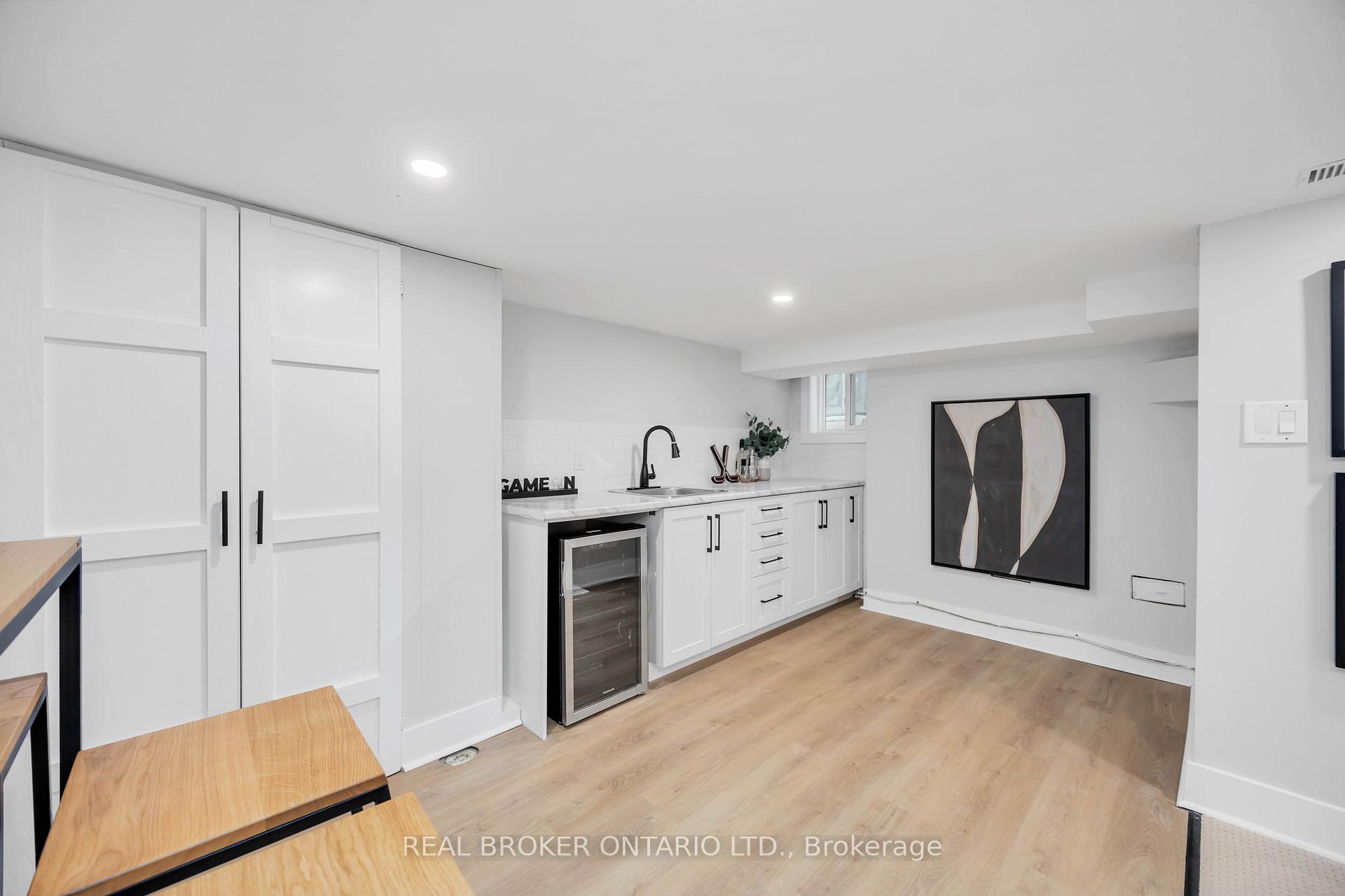 Photo 33 of 34 Earl Haig Avenue, Toronto, Woodbine Corridor — HOMEH
