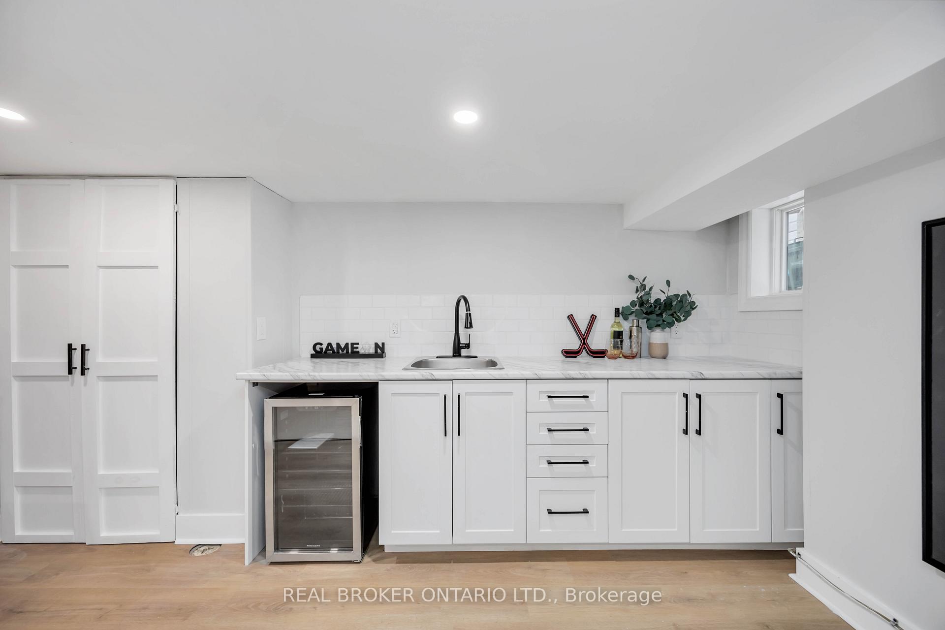 Photo 36 of 34 Earl Haig Avenue, Toronto, Woodbine Corridor — HOMEH