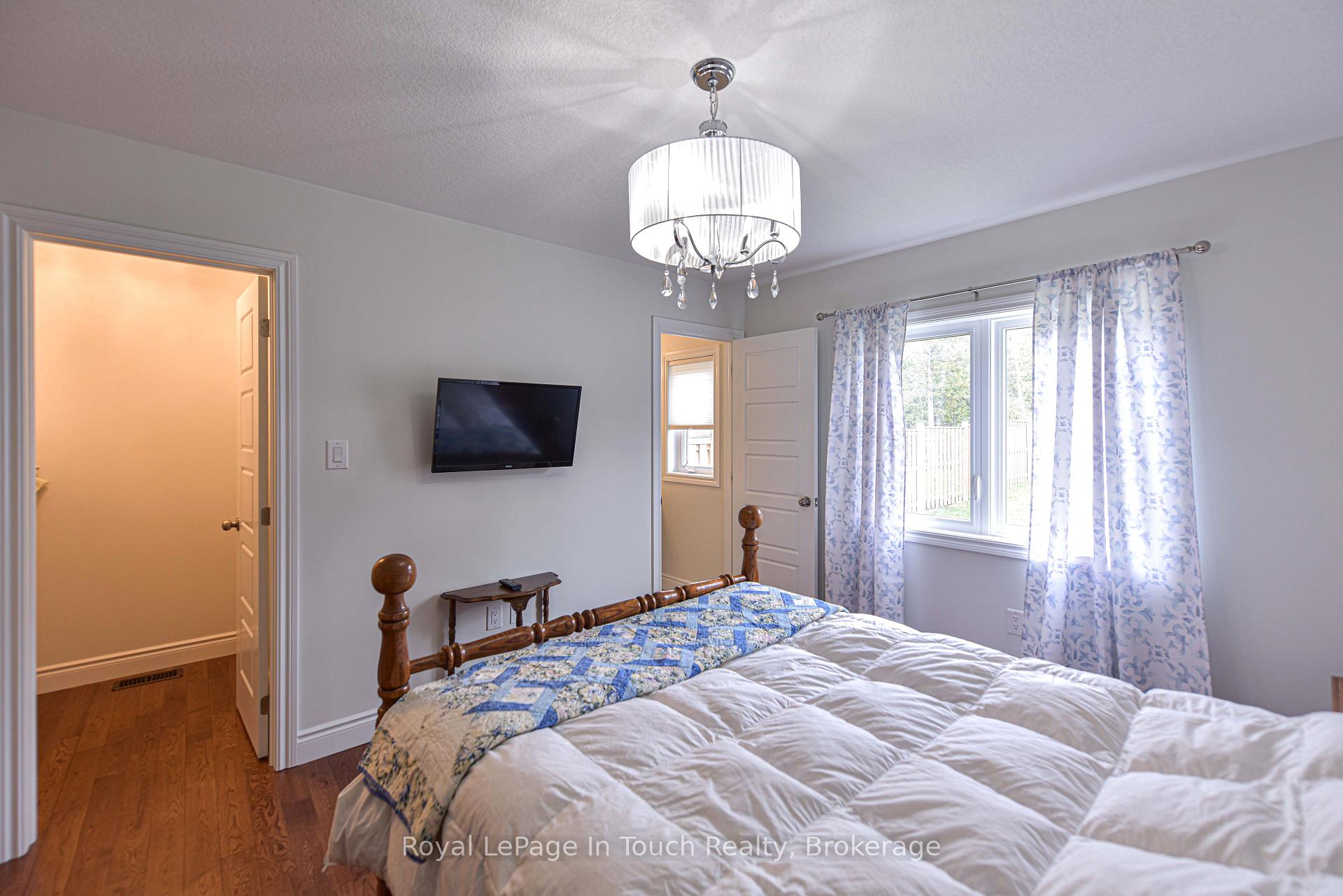 Photo 21 of 45 Ralph Dalton Boulevard, Tay, Victoria Harbour — HOMEH