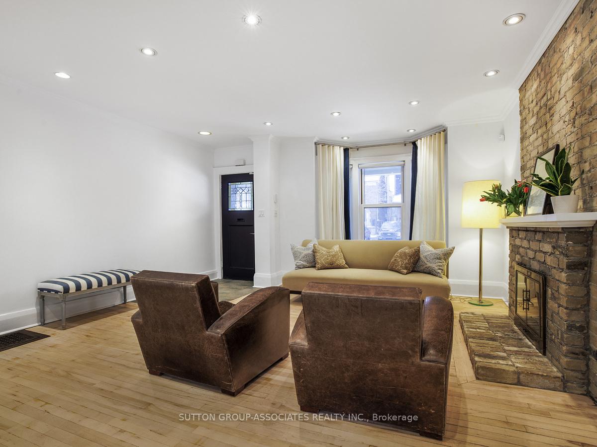 Photo 3 of 98 Maplewood Avenue, Toronto, Humewood-Cedarvale — HOMEH
