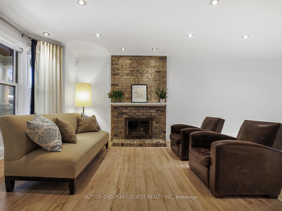 Photo 5 of 98 Maplewood Avenue, Toronto, Humewood-Cedarvale — HOMEH