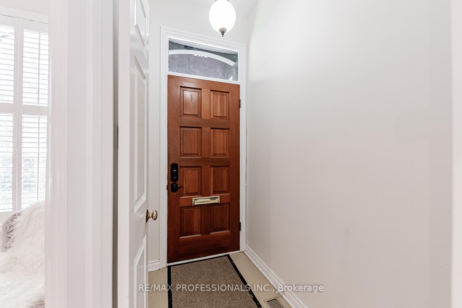 Photo 3 of 386 Berkeley Street, Toronto, Moss Park — HOMEH