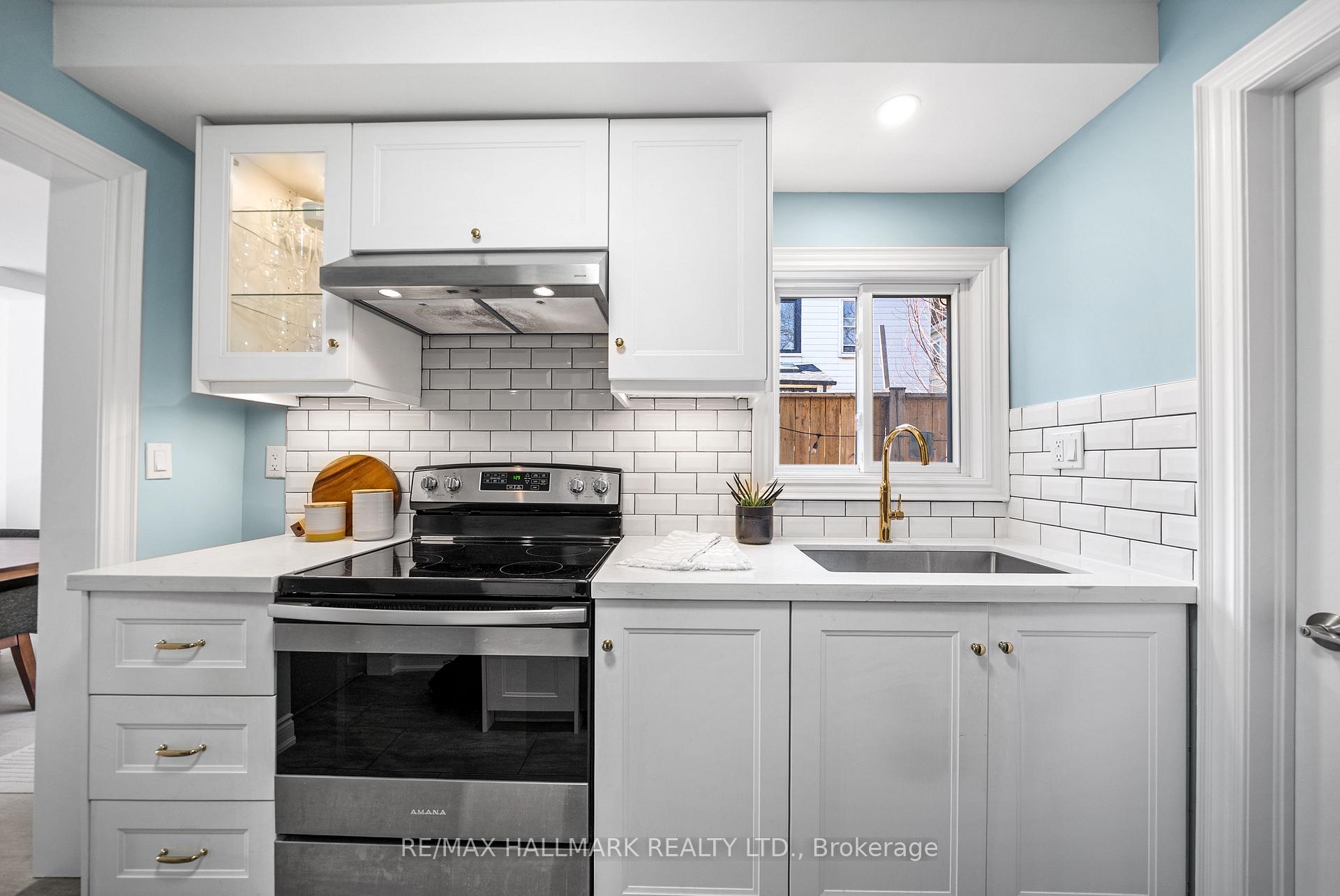 Photo 13 of 32 Clark Street, Toronto, South Riverdale — HOMEH