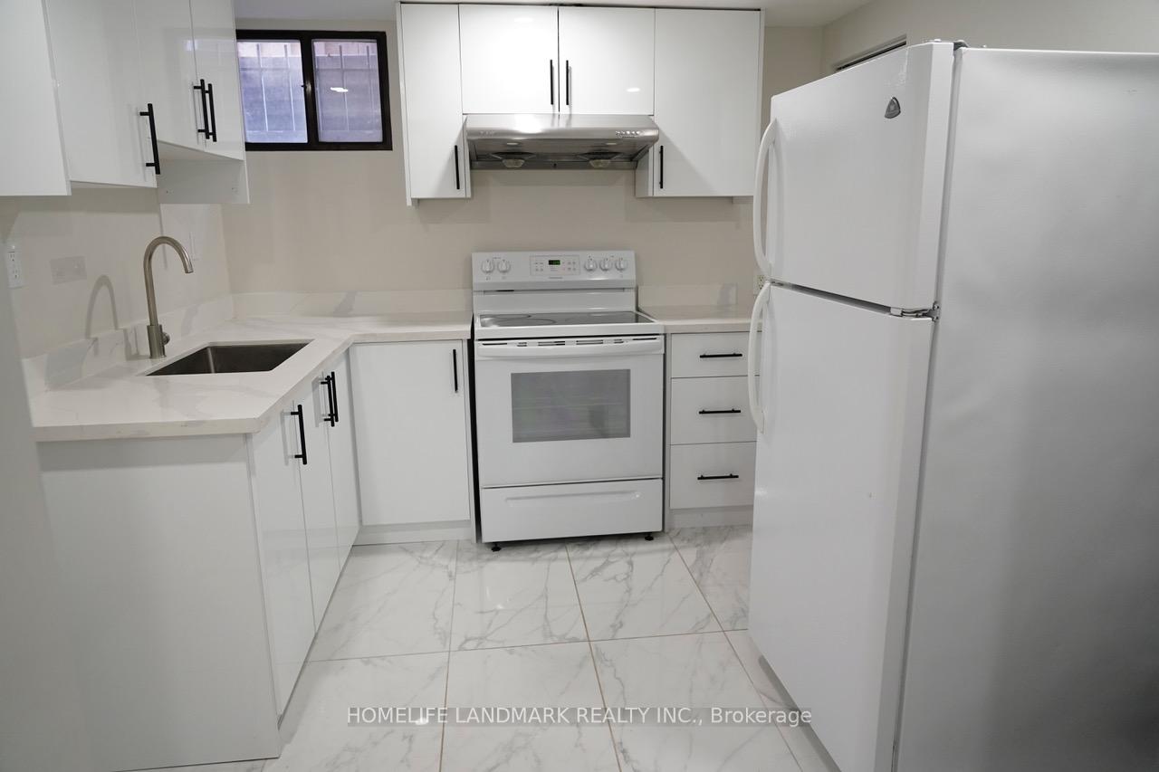 Photo 6 of Unit Bsmt, 34 Eaglestone Road, Scarborough, Tam O'Shanter-Sullivan — HOMEH