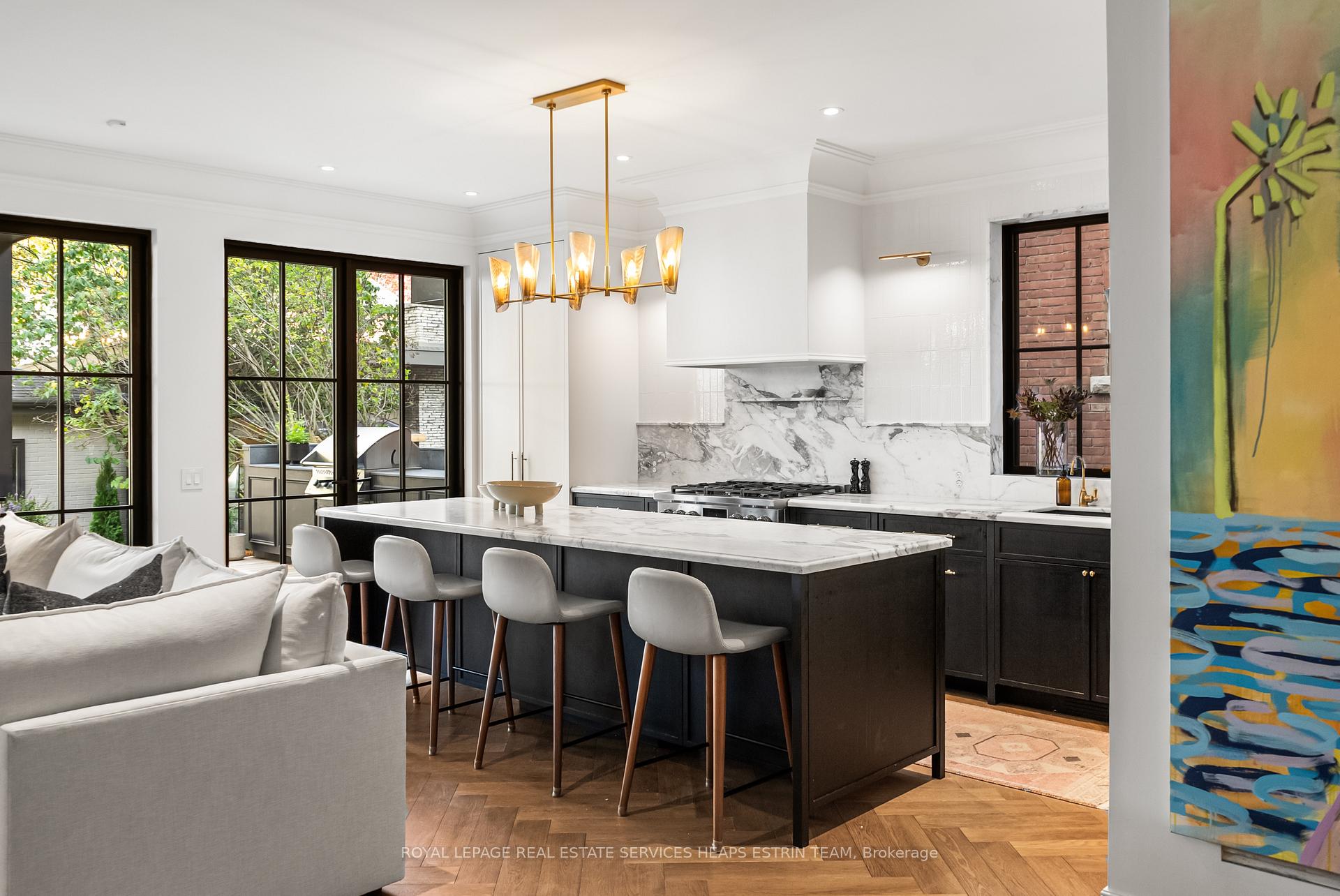 Photo 11 of 405 Palmerston Boulevard, Toronto, Palmerston-Little Italy — HOMEH