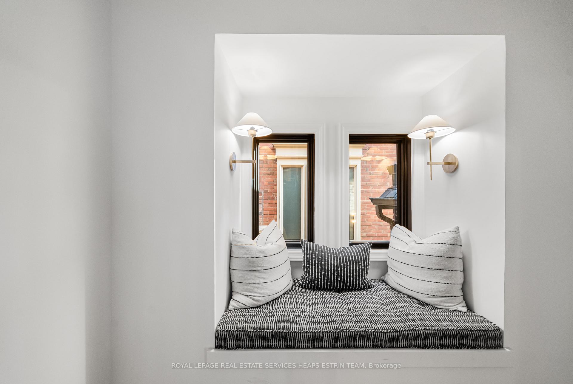 Photo 28 of 405 Palmerston Boulevard, Toronto, Palmerston-Little Italy — HOMEH