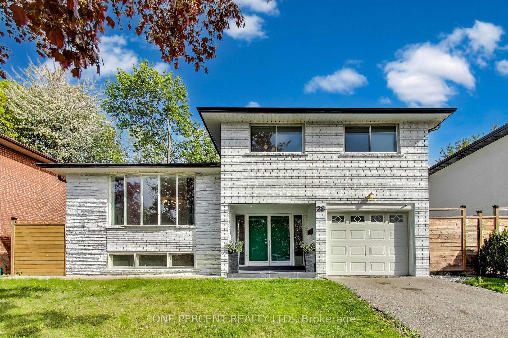 Front of 28 Munford Crescent