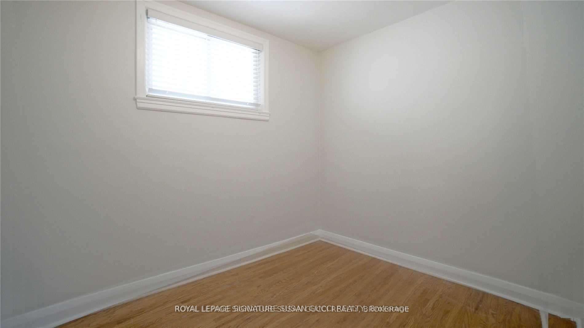 Photo 10 of Unit Main Fl, 9 Barrett Road, Toronto, O'Connor-Parkview — HOMEH