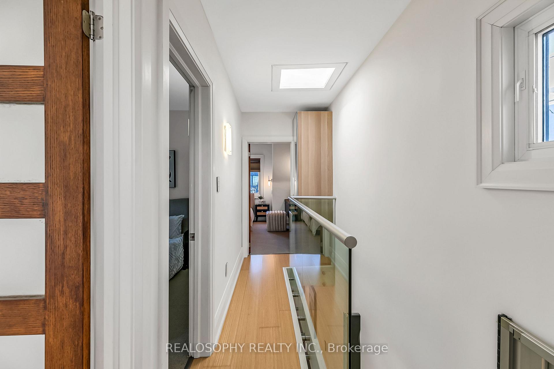 Photo 12 of 27 Chisholm Avenue, Toronto, East End-Danforth — HOMEH