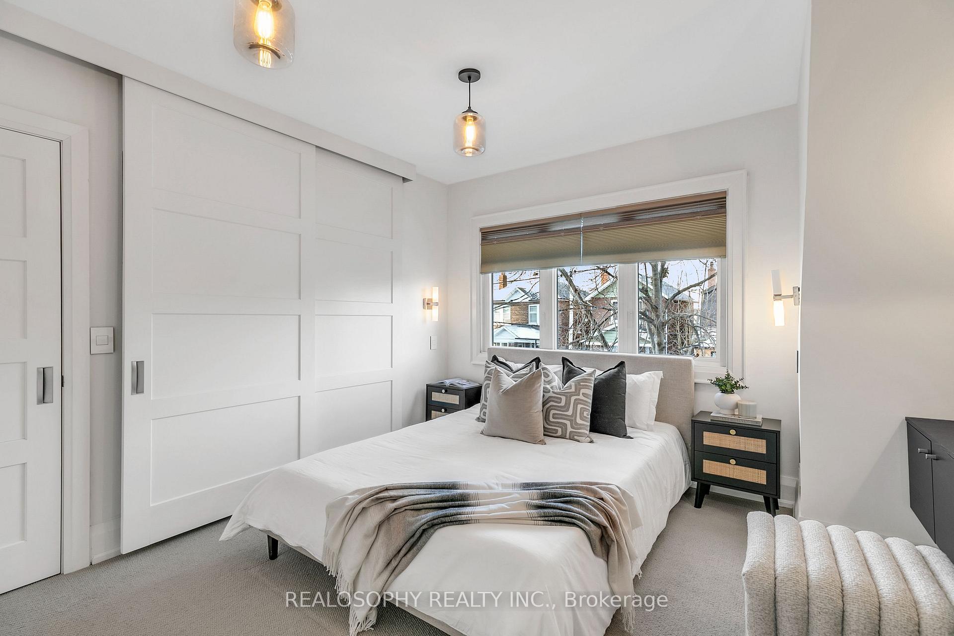 Photo 14 of 27 Chisholm Avenue, Toronto, East End-Danforth — HOMEH