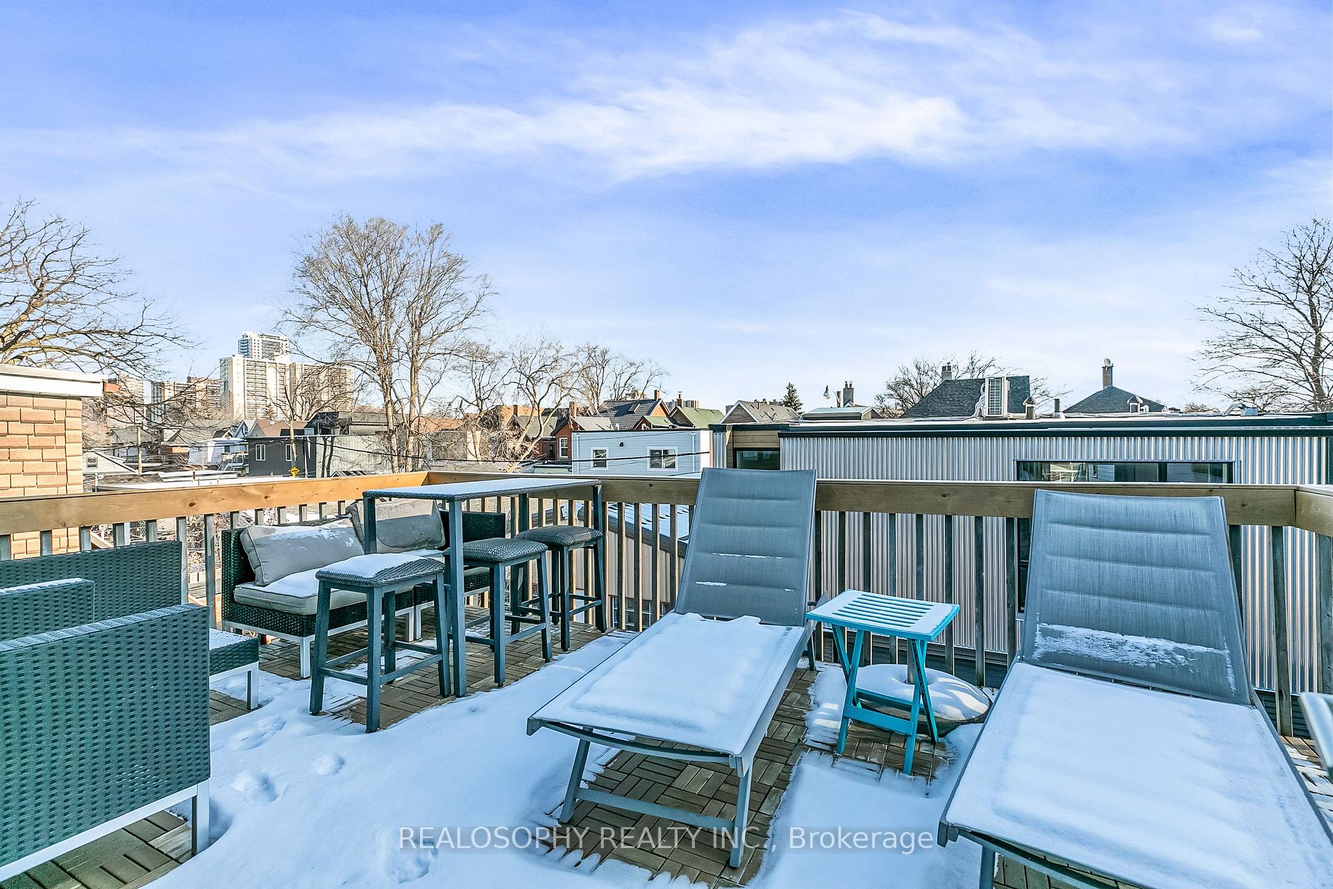 Photo 20 of 27 Chisholm Avenue, Toronto, East End-Danforth — HOMEH