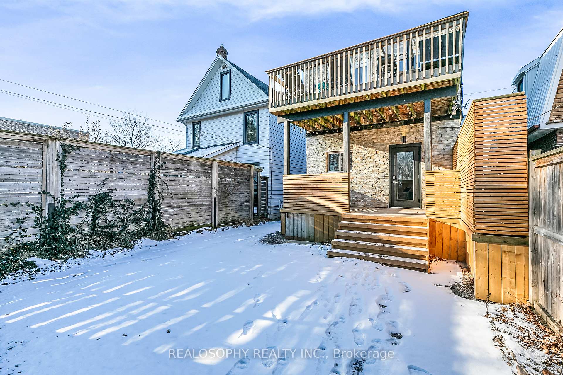 Photo 25 of 27 Chisholm Avenue, Toronto, East End-Danforth — HOMEH