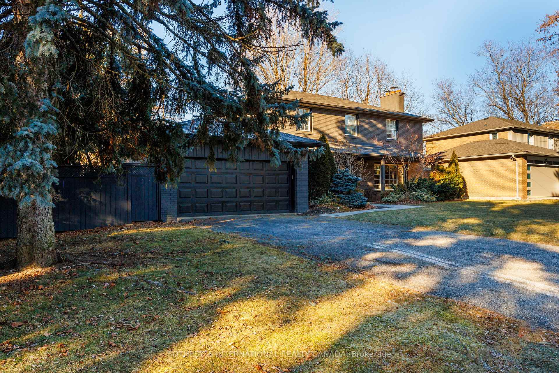Photo 2 of 57 Sandringham Drive, Toronto, Bedford Park-Nortown — HOMEH