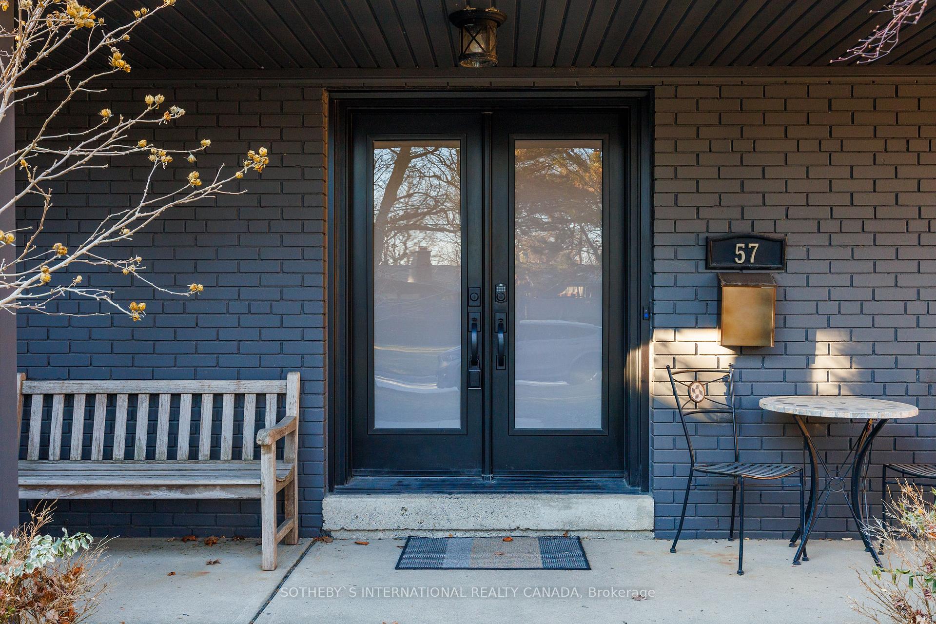 Photo 3 of 57 Sandringham Drive, Toronto, Bedford Park-Nortown — HOMEH